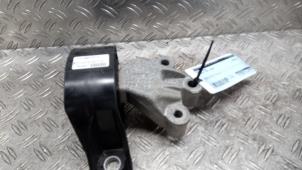 Gebruikte Motorrubber Renault Zoé (AG) 53kW Prijs € 42,00 Margeregeling aangeboden door Autodemontagebedrijf van Boxtel