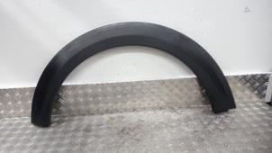 Gebruikte Carrosserielijst Mini Mini (F56) 1.5 12V One Prijs € 42,00 Margeregeling aangeboden door Autodemontagebedrijf van Boxtel