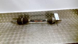 Gebruikte Homokineetas links-voor Alfa Romeo Stelvio (949) 2.0 T 16V Q4 Prijs € 262,50 Margeregeling aangeboden door Autodemontagebedrijf van Boxtel