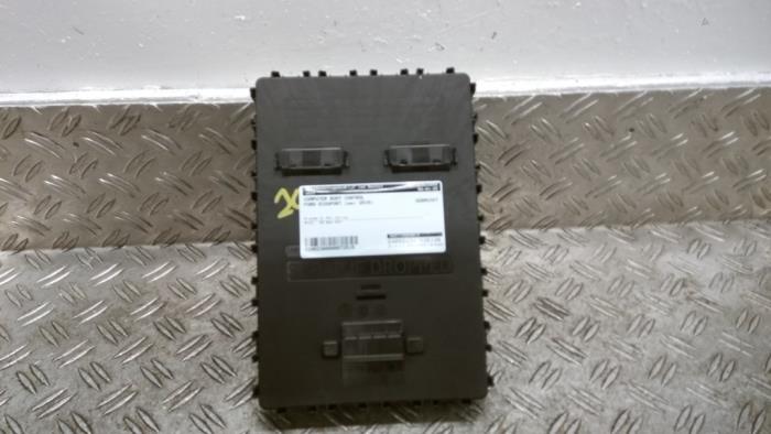Gebruikte Module Bodycontrol Ford EcoSport (JK8) 1.0 EcoBoost 12V 125 Prijs € 105,00 Margeregeling aangeboden door Autodemontagebedrijf van Boxtel