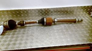 Gebruikte Cardanas rechts-voor (VWA) Dacia Jogger 1.6 Hybrid 140 16V Prijs € 157,50 Margeregeling aangeboden door Autodemontagebedrijf van Boxtel