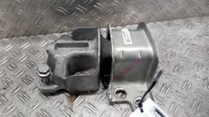 Gebruikte Motorsteun Opel Movano 2.2 D 140 Prijs € 52,50 Margeregeling aangeboden door Autodemontagebedrijf van Boxtel