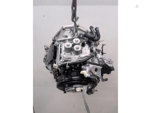 Gebruikte Automaatbak Renault Austral 1.2 Mild Hybrid Advanced 130 Prijs € 2.100,00 Margeregeling aangeboden door Autodemontagebedrijf van Boxtel