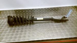 Gebruikte Mac Phersonpoot rechts-voor Mercedes GLC (X253) 2.0 300 e 16V 4-Matic Prijs € 210,00 Margeregeling aangeboden door Autodemontagebedrijf van Boxtel