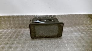 Gebruikte Display Multi Media regelunit Dacia Jogger 1.0 TCe 110 12V Prijs € 367,50 Margeregeling aangeboden door Autodemontagebedrijf van Boxtel