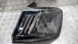 Gebruikte Achterlicht rechts Peugeot 3008 II (M4/MC/MJ/MR) 1.2 12V e-THP PureTech 130 Prijs € 131,25 Margeregeling aangeboden door Autodemontagebedrijf van Boxtel