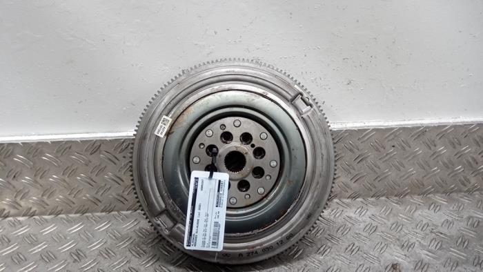Gebruikte Vliegwiel Mercedes GLC (X253) 2.0 300 e 16V 4-Matic Prijs € 157,50 Margeregeling aangeboden door Autodemontagebedrijf van Boxtel