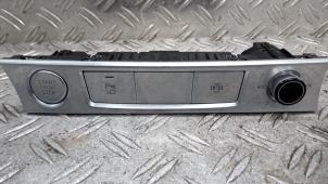 Gebruikte Start/Stop schakelaar Audi A6 Avant (C8) 3.0 V6 24V 45 TDI Mild Hybrid Quattro Prijs € 42,00 Margeregeling aangeboden door Autodemontagebedrijf van Boxtel