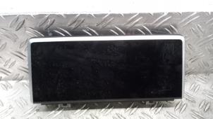 Gebruikte Navigatie Display BMW 2 serie Gran Tourer (F46) 218i 1.5 TwinPower Turbo 12V Prijs € 210,00 Margeregeling aangeboden door Autodemontagebedrijf van Boxtel