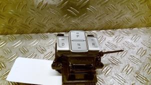 Gebruikte Selectiehendel automaat Hyundai Kona (OS) 64 kWh Prijs € 73,50 Margeregeling aangeboden door Autodemontagebedrijf van Boxtel