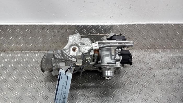 Gebrauchte G-lader Mercedes CLA (118.3) 1.3 CLA-180 Turbo 16V Preis € 157,50 Margenregelung angeboten von Autodemontagebedrijf van Boxtel
