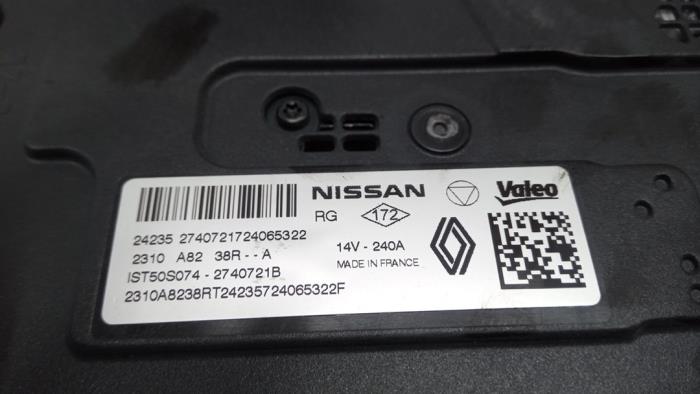 Gebruikte Dynamo Renault Austral 1.3 Mild Hybrid 160 Prijs € 262,50 Margeregeling aangeboden door Autodemontagebedrijf van Boxtel