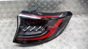 Gebruikte Achterlicht rechts Renault Austral 1.3 TCe 160 Prijs € 288,75 Margeregeling aangeboden door Autodemontagebedrijf van Boxtel