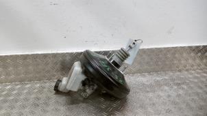 Gebruikte Rembol Ford Fiesta 7 1.0 EcoBoost Active 12V 100 Prijs € 105,00 Margeregeling aangeboden door Autodemontagebedrijf van Boxtel