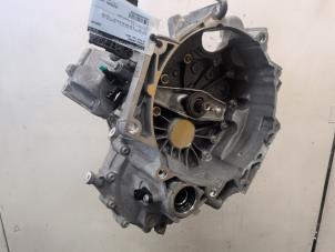 Gebruikte Versnellingsbak Volkswagen Polo VI (AW1) 1.0 TSI 12V Prijs € 787,50 Margeregeling aangeboden door Autodemontagebedrijf van Boxtel