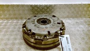 Gebruikte Dubbele massa vliegwiel Ford Transit 2.0 TDCi 16V Eco Blue 170 RWD Prijs € 183,75 Margeregeling aangeboden door Autodemontagebedrijf van Boxtel