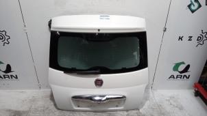 Gebruikte Achterklep Fiat 500 (312) 1.2 Prijs € 131,25 Margeregeling aangeboden door Autodemontagebedrijf van Boxtel