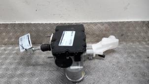 Gebruikte ABS Pomp Kia Niro II (SG2) e-Niro 64.8 kWh Prijs € 420,00 Margeregeling aangeboden door Autodemontagebedrijf van Boxtel