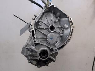 Gebruikte Automaatbak Renault Twingo III (AH) ZE R80 Prijs € 1.050,00 Margeregeling aangeboden door Autodemontagebedrijf van Boxtel