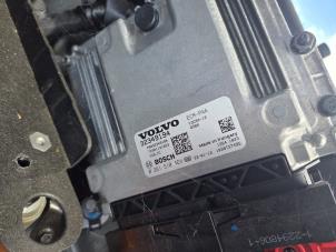 Gebruikte Computer Motormanagement Volvo XC40 (XZ) Recharge 70 kWh Prijs € 315,00 Margeregeling aangeboden door Autodemontagebedrijf van Boxtel