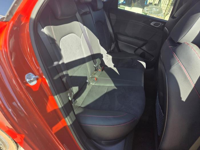 Bekleding Set (compleet) van een Kia Ceed (CDB5/CDBB) 1.6 T-GDI 16V GT 2021