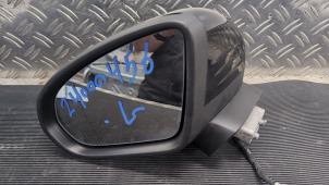 Gebruikte Dode hoek sensor Mercedes A (177.0) 2.0 A-250 Turbo 16V Prijs € 120,75 Margeregeling aangeboden door Autodemontagebedrijf van Boxtel