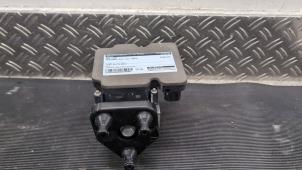 Gebruikte ABS Pomp Mercedes EQV 250 Prijs € 393,75 Margeregeling aangeboden door Autodemontagebedrijf van Boxtel