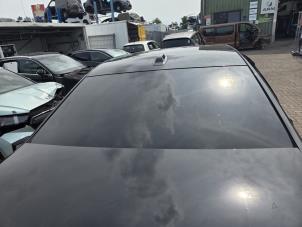 Gebruikte Ruit achter BMW M760 (G70) 3.0 M760e xDrive Prijs € 1.312,50 Margeregeling aangeboden door Autodemontagebedrijf van Boxtel