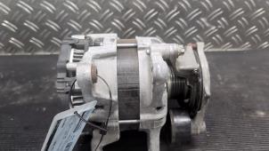 Gebruikte Dynamo Mercedes A (177.0) 1.3 A-180 Turbo 16V Prijs € 99,75 Margeregeling aangeboden door Autodemontagebedrijf van Boxtel