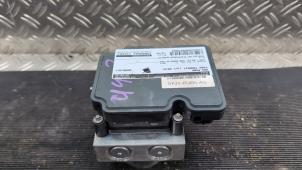 Gebruikte ABS Pomp Ford Transit 2.0 TDCi 16V Eco Blue 130 RWD Prijs € 131,25 Margeregeling aangeboden door Autodemontagebedrijf van Boxtel