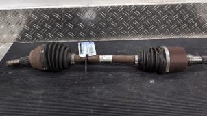 Gebruikte Steekas links-voor Ford C-Max (DXA) 1.0 Ti-VCT EcoBoost 12V 125 Prijs € 42,00 Margeregeling aangeboden door Autodemontagebedrijf van Boxtel