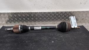 Gebruikte Cardanas links-voor (VWA) Citroen C3 (SX/SW) 1.2 Vti 12V PureTech Prijs € 52,50 Margeregeling aangeboden door Autodemontagebedrijf van Boxtel