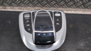 Gebruikte Bediening boordcomputer Mercedes V (447.8) 2.0 300 d 16V Prijs € 254,10 Inclusief btw aangeboden door Autodemontagebedrijf van Boxtel