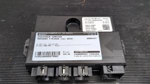 Gebruikte Schuifdeur computer Mercedes V (447.8) 2.0 300 d 16V Prijs € 317,63 Inclusief btw aangeboden door Autodemontagebedrijf van Boxtel