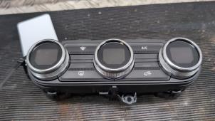Gebruikte Airco bedieningspaneel Renault Kangoo (RK..) 1.3 TCE 130 16V Prijs € 105,00 Margeregeling aangeboden door Autodemontagebedrijf van Boxtel