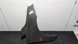 Gebruikte Voorscherm rechts BMW 2 serie Active Tourer (F45) 220i 2.0 TwinPower Turbo 16V Prijs € 157,50 Margeregeling aangeboden door Autodemontagebedrijf van Boxtel