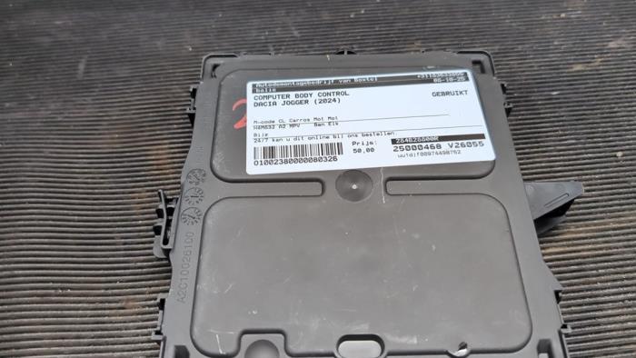 Gebruikte Bodycontrol Module Dacia Jogger 1.6 Hybrid 140 16V Prijs € 52,50 Margeregeling aangeboden door Autodemontagebedrijf van Boxtel