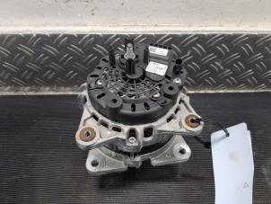 Gebruikte Alternator Renault Scénic IV (RFAJ) 1.3 TCE 115 16V Prijs € 73,50 Margeregeling aangeboden door Autodemontagebedrijf van Boxtel