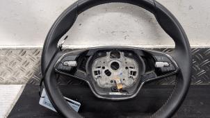 Gebruikte Stuurwiel Skoda Octavia Combi (NXAC) 1.5 TSI 16V Prijs € 105,00 Margeregeling aangeboden door Autodemontagebedrijf van Boxtel