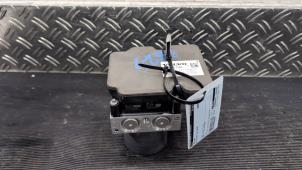 Gebruikte ABS Pomp Volvo XC40 (XZ) 2.0 T5 16V AWD Prijs € 246,75 Margeregeling aangeboden door Autodemontagebedrijf van Boxtel