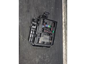 Gebruikte Computer Body Control Dacia Jogger 1.0 TCe 100 Bi-Fuel , ECO-G 12V Prijs € 52,50 Margeregeling aangeboden door Autodemontagebedrijf van Boxtel