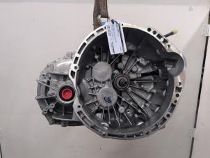 Gebruikte Versnellingsbak Renault Trafic (1FL/2FL/3FL/4FL) 2.0 dCi 16V 170 Prijs € 1.050,00 Margeregeling aangeboden door Autodemontagebedrijf van Boxtel