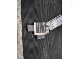 Gebruikte Computer Airco Renault Trafic (1FL/2FL/3FL/4FL) 2.0 dCi 16V 170 Prijs € 26,25 Margeregeling aangeboden door Autodemontagebedrijf van Boxtel