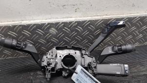 Gebruikte Combischakelaar Stuurkolom Renault Austral 1.2 E-Tech Full Hybrid 200 Prijs € 157,50 Margeregeling aangeboden door Autodemontagebedrijf van Boxtel