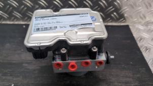 Gebruikte ABS Pomp Dacia Duster (DJF) 1.6 Hybrid 140 16V Prijs € 210,00 Margeregeling aangeboden door Autodemontagebedrijf van Boxtel