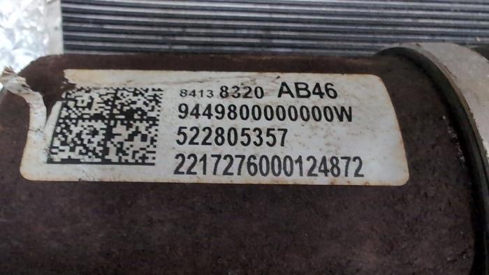 Aandrijfas rechts-voor van een Opel Insignia Grand Sport 1.5 Turbo 16V 140 2017