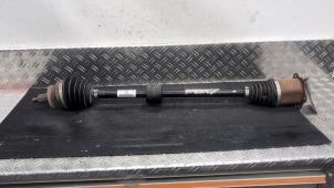 Gebruikte Aandrijfas rechts-voor Seat Arona (KJX) 1.0 TSI 12V Prijs € 262,50 Margeregeling aangeboden door Autodemontagebedrijf van Boxtel