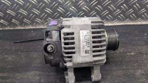 Gebruikte Alternator Peugeot 208 I (CA/CC/CK/CL) 1.0 Vti 12V PureTech Prijs € 36,75 Margeregeling aangeboden door Autodemontagebedrijf van Boxtel