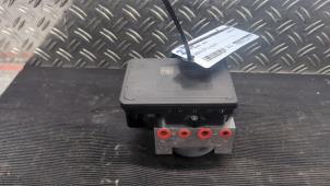 Gebruikte ABS Pomp Dacia Jogger 1.0 TCe 110 12V Prijs € 105,00 Margeregeling aangeboden door Autodemontagebedrijf van Boxtel