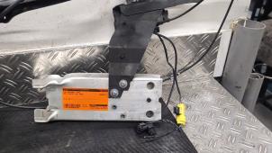 Gebruikte Koplampframe links BMW 2 serie Active Tourer (F45) 220i 2.0 TwinPower Turbo 16V Prijs € 157,50 Margeregeling aangeboden door Autodemontagebedrijf van Boxtel